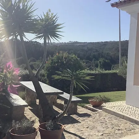 Вилла Sleeps 6 Pool Wifi *