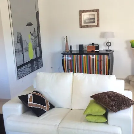 Sleeps 6 Pool Wifi Обидуш